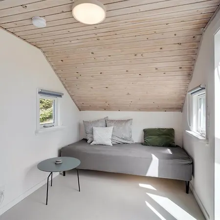 Absolon - 1-5km From The Sea By Interhome *