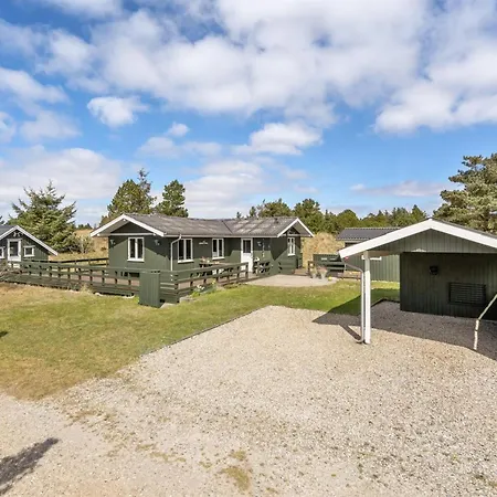 Absolon - 1-5km From The Sea By Interhome *