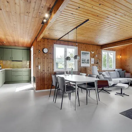 Absolon - 1-5km From The Sea By Interhome * Blåvand