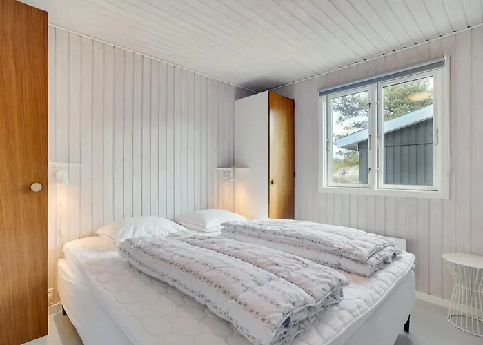 Vakantiehuis Absolon - 1-5km From The Sea By Interhome *